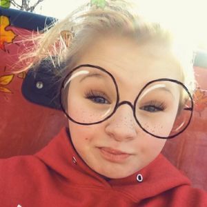 Meet your Posher, Lexi